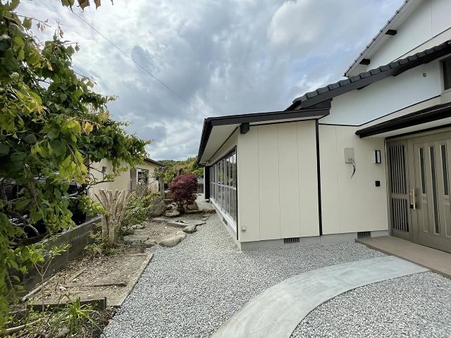 宮崎市佐土原町上田島字新山15