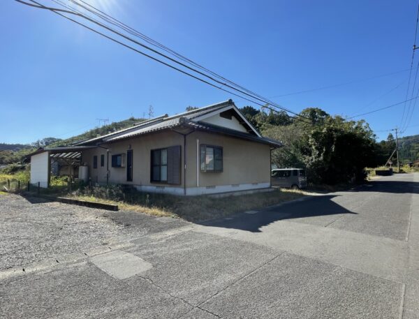 宮崎市高岡町内山　中古住宅画像