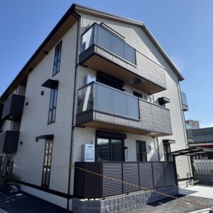 D-resena Solaire画像